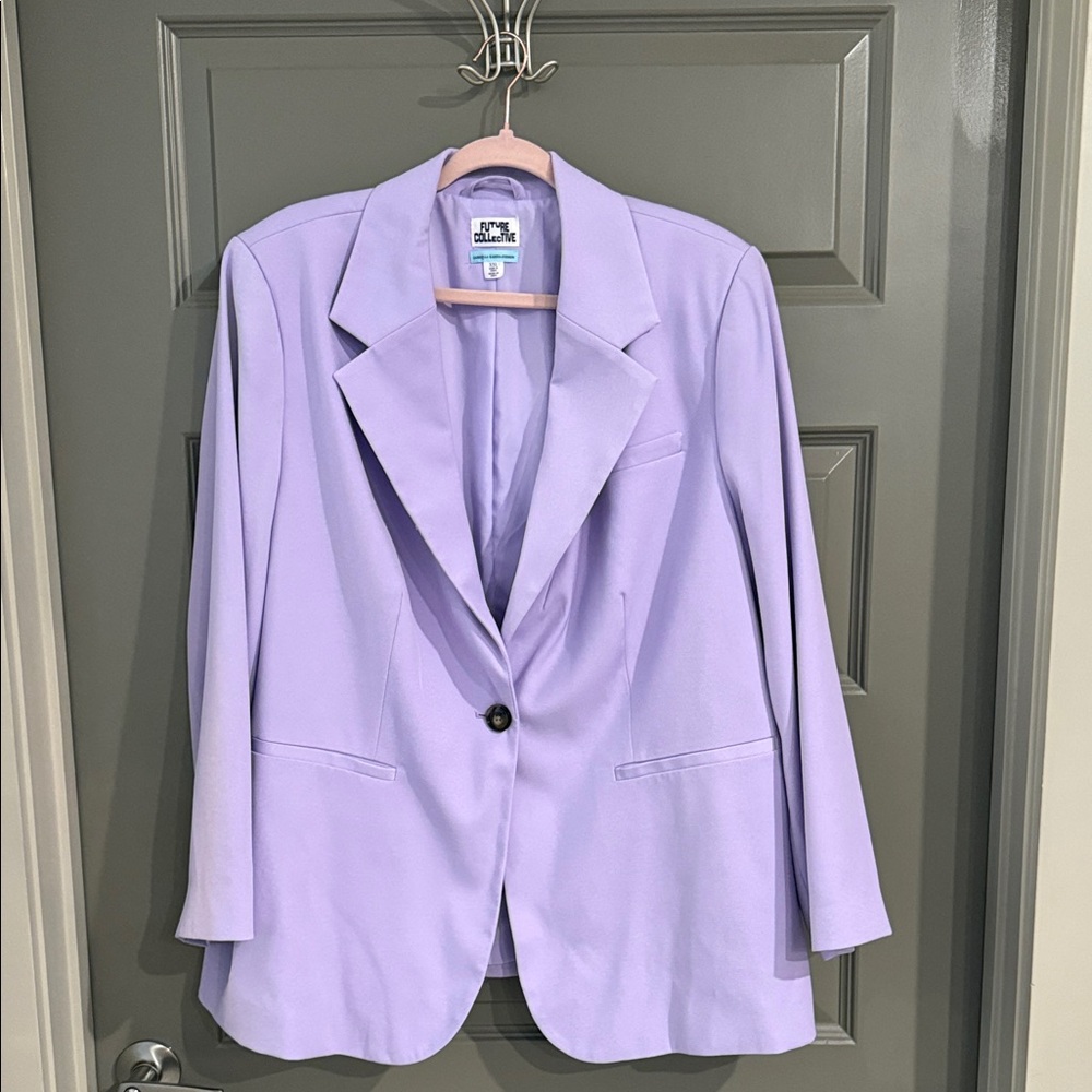Chic Lilac Women's Blazer